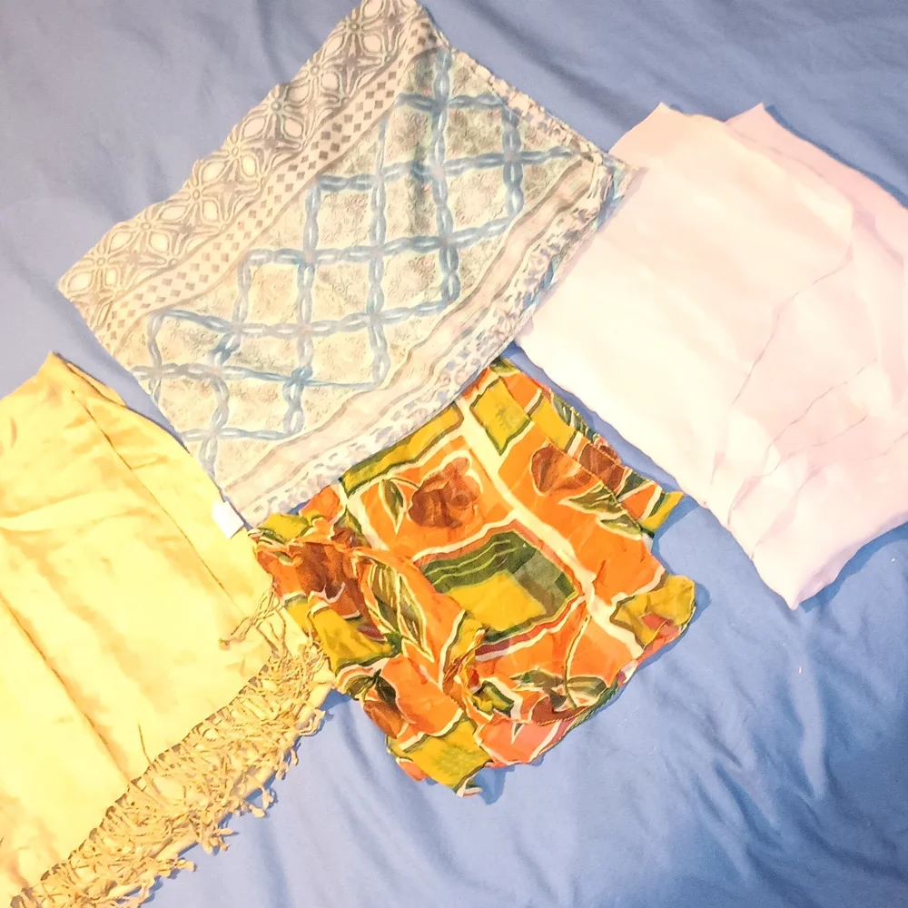 Colorful Assorted Scarves Collection - Picture 6 of 6
